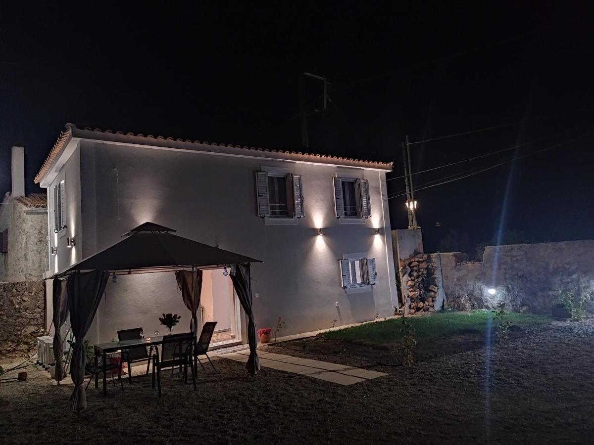 Vikou House Villa Yírion Exteriör bild