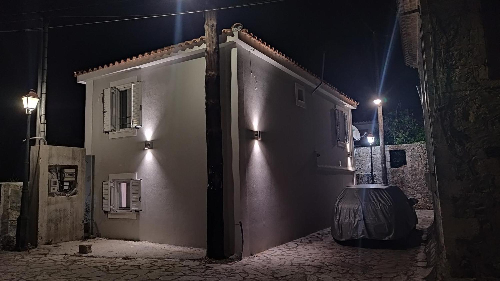 Vikou House Villa Yírion Exteriör bild