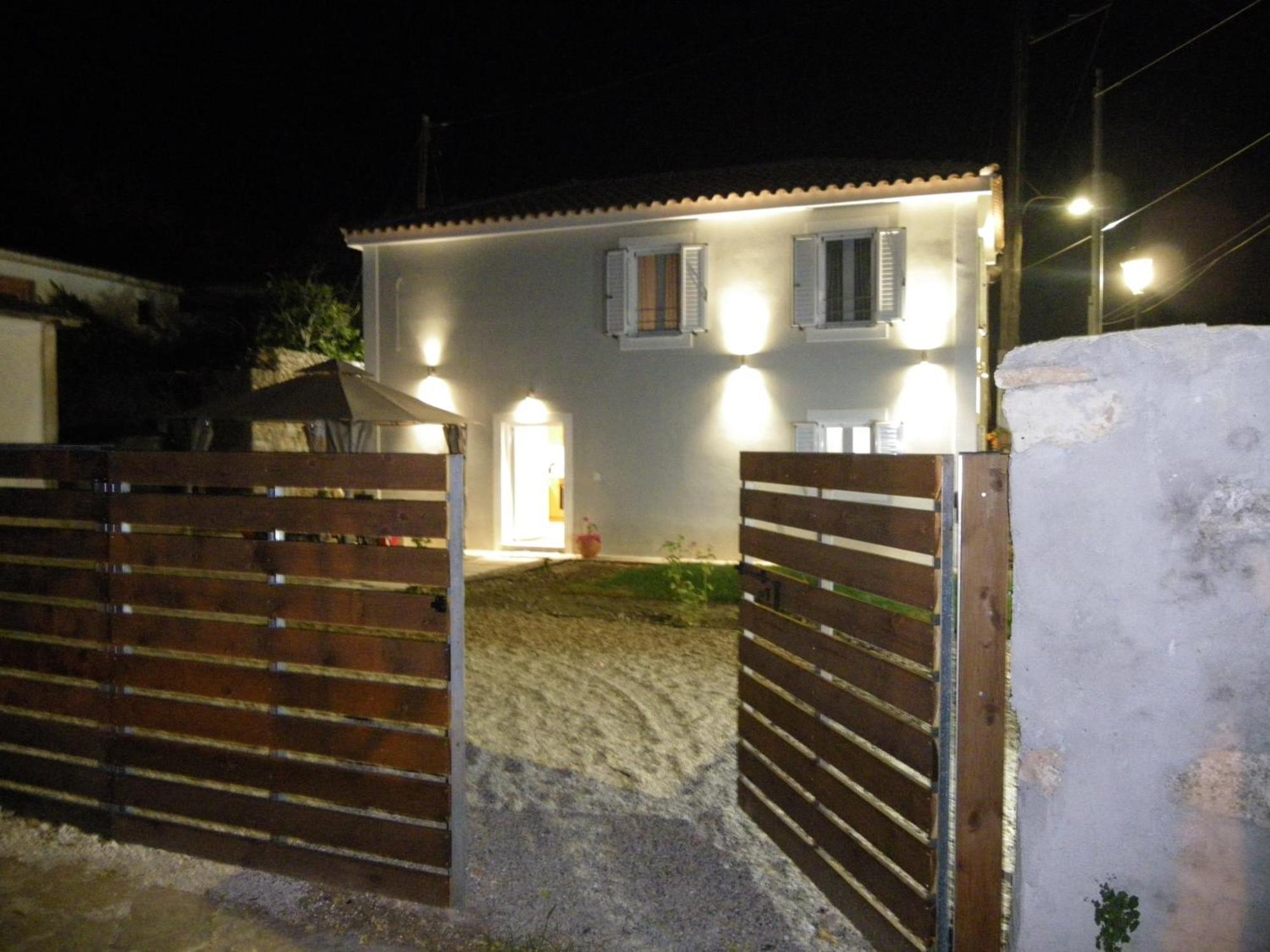 Vikou House Villa Yírion Exteriör bild